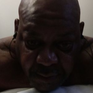 Meet your Posher, Derrick